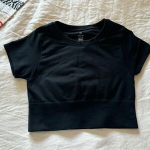 Offline by Aerie Seamless Crewneck Cropped Tee Black - BUNDLE AND MAKE AN OFFER